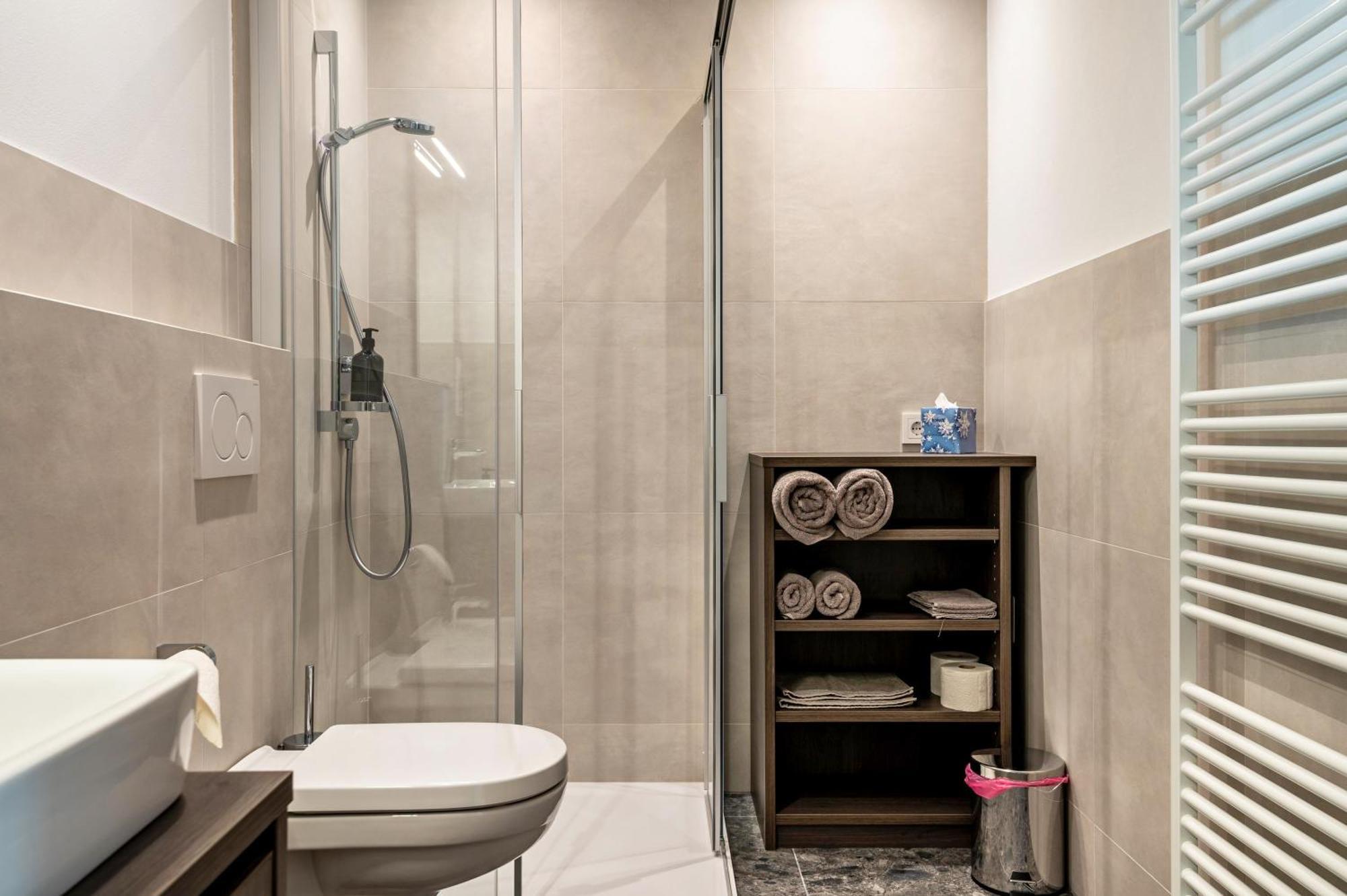 Mountain Meadows Apt 3 Olang Ngoại thất bức ảnh