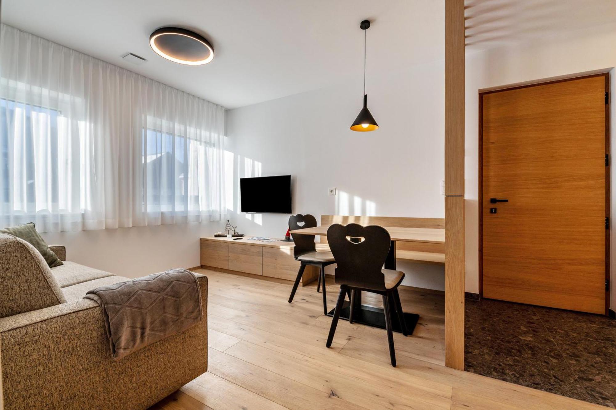 Mountain Meadows Apt 3 Olang Ngoại thất bức ảnh